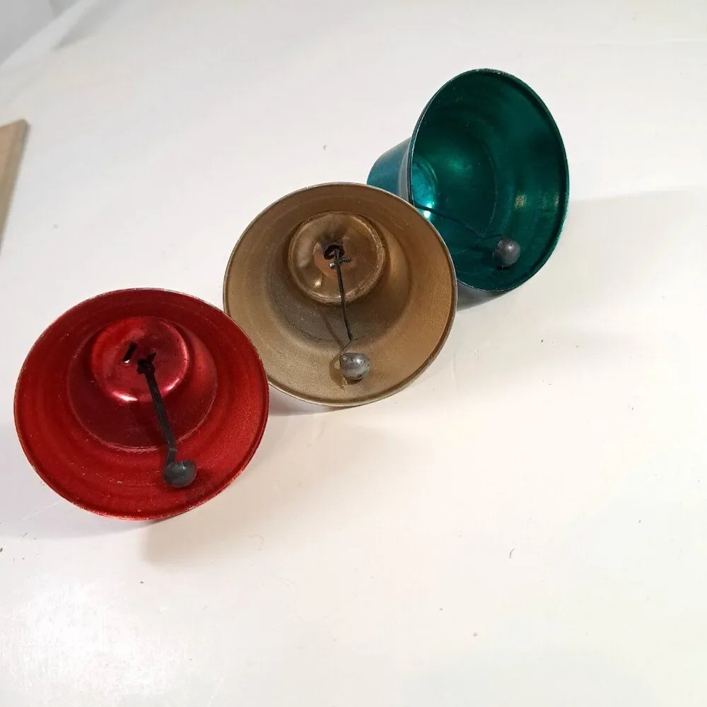 Vintage Carol Tone Bells made in USA Metal bells green‎ red silver Christmas